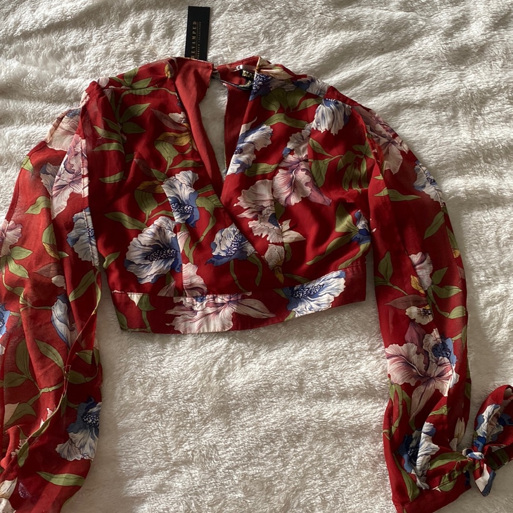 Crop floral flowy top